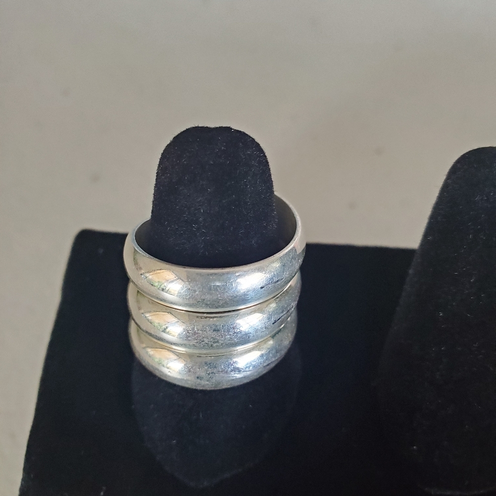 8 1/2 Sterling Silver ring made in Mexico